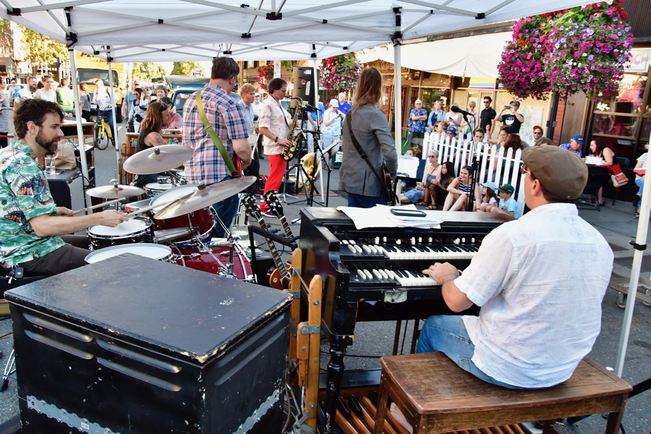 West Seattle Summerfest gets underway; Three days of fun